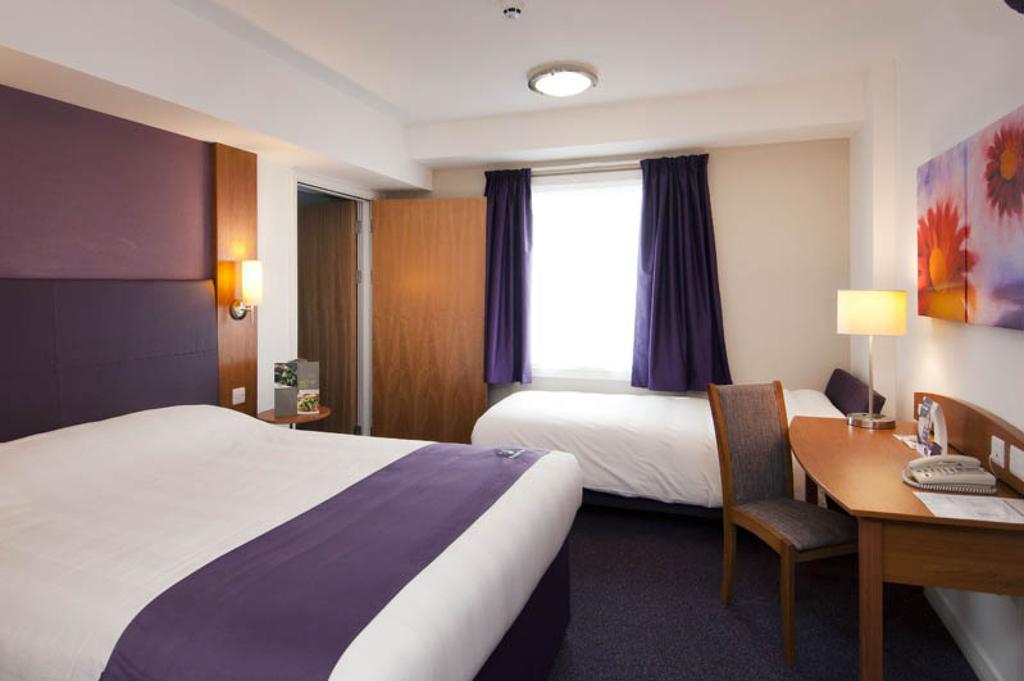 Premier Inn Κιντερμίνστερ Εξωτερικό φωτογραφία